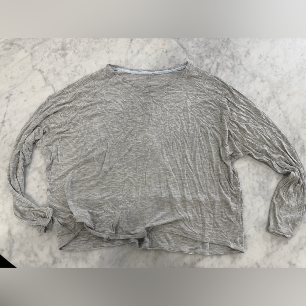 Lululemon Athletica Light Gray Relaxed Top